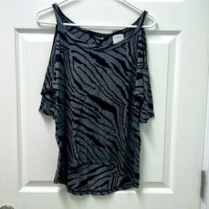 Forever 21 stretch material open shoulder top.